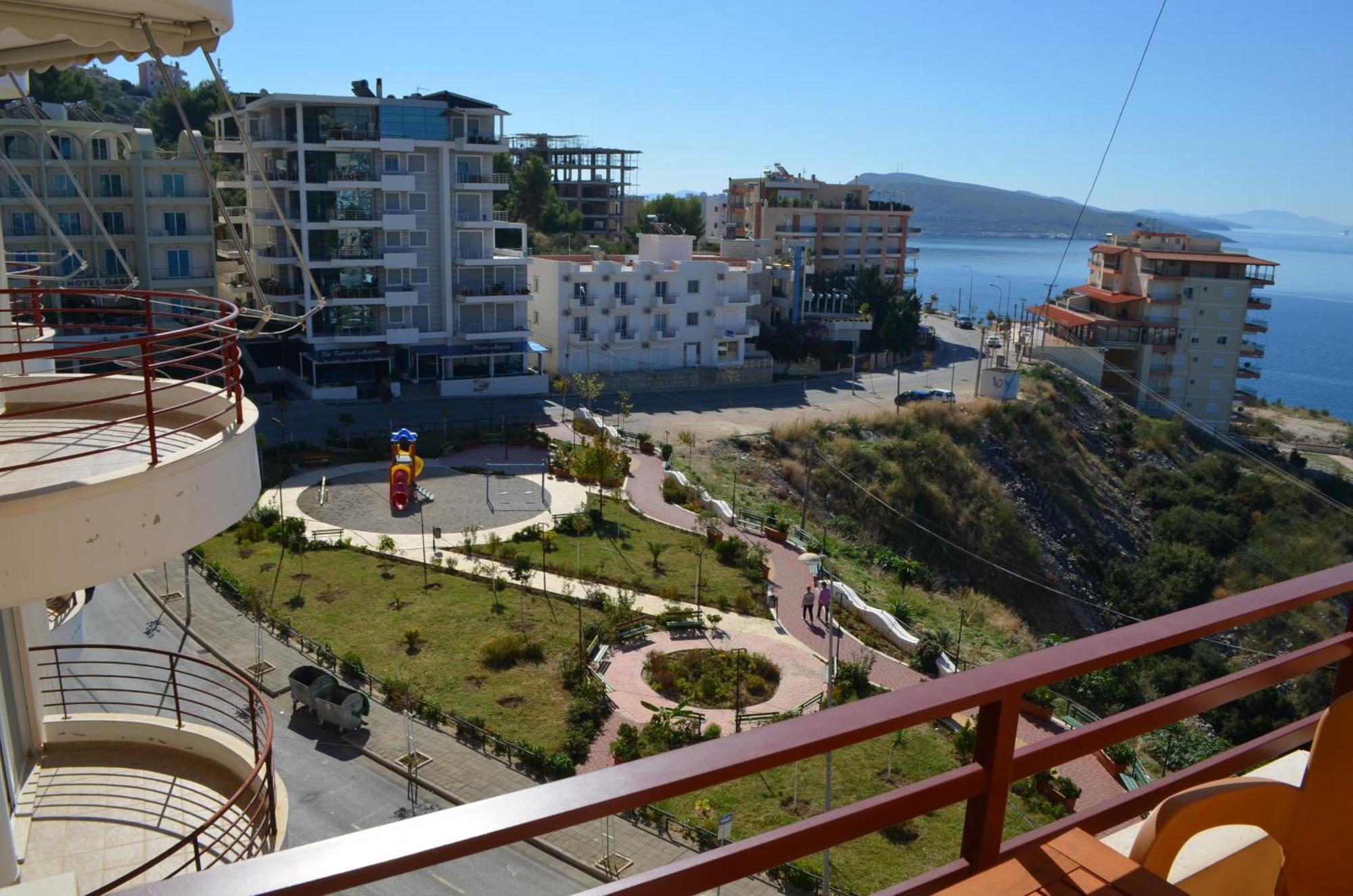 Sunset Penthouse Appartement Sarandë Buitenkant foto