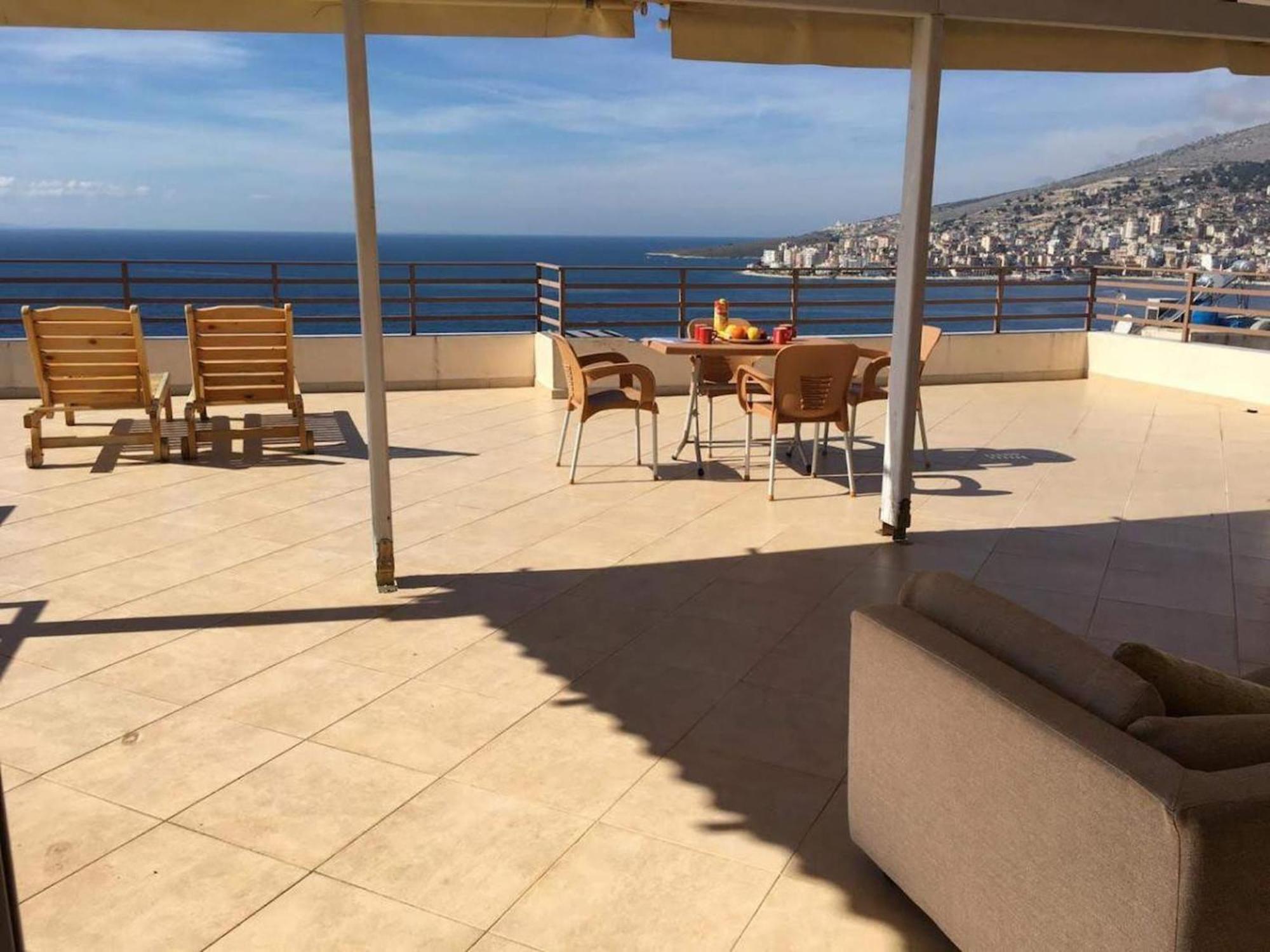 Sunset Penthouse Appartement Sarandë Buitenkant foto