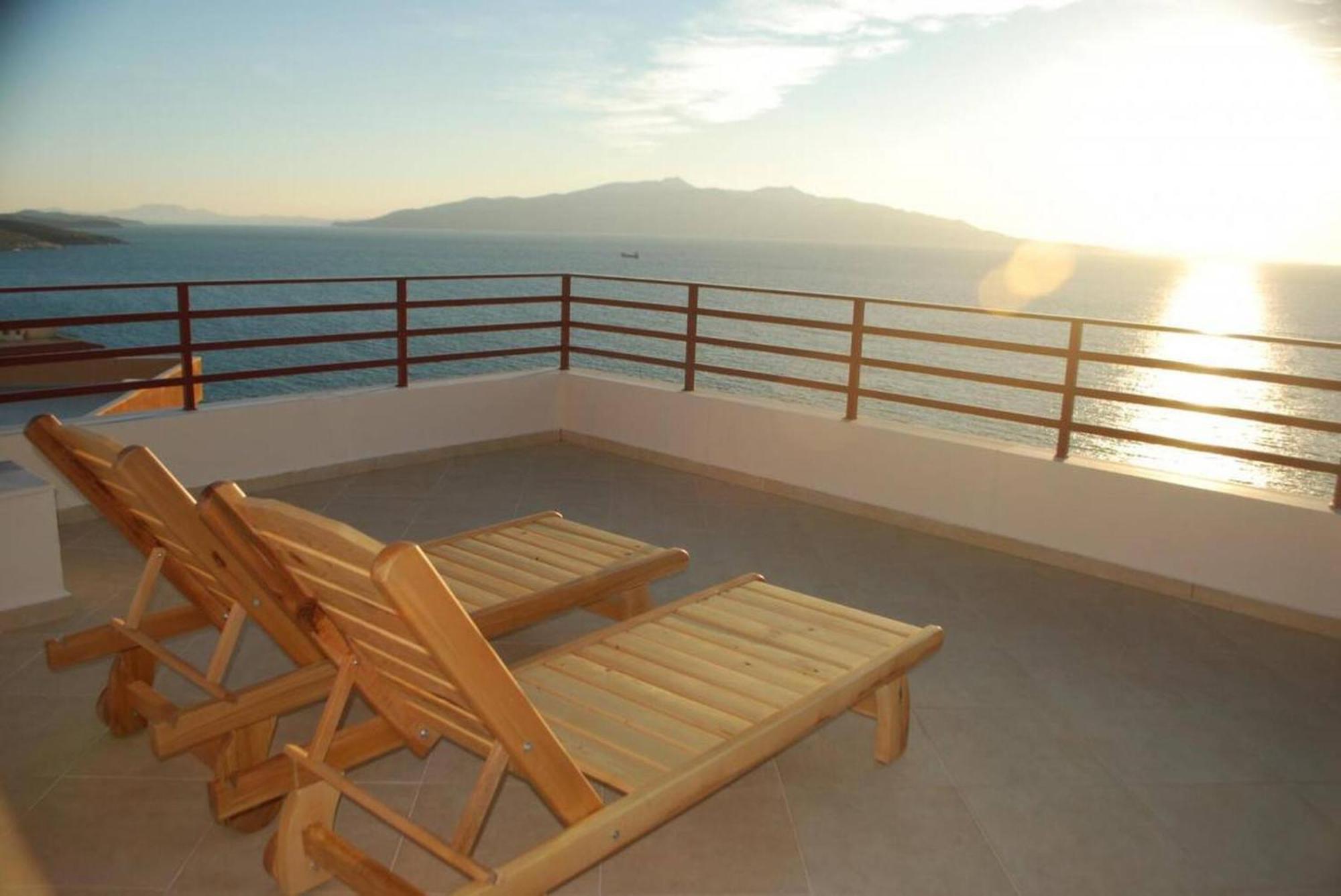 Sunset Penthouse Appartement Sarandë Buitenkant foto