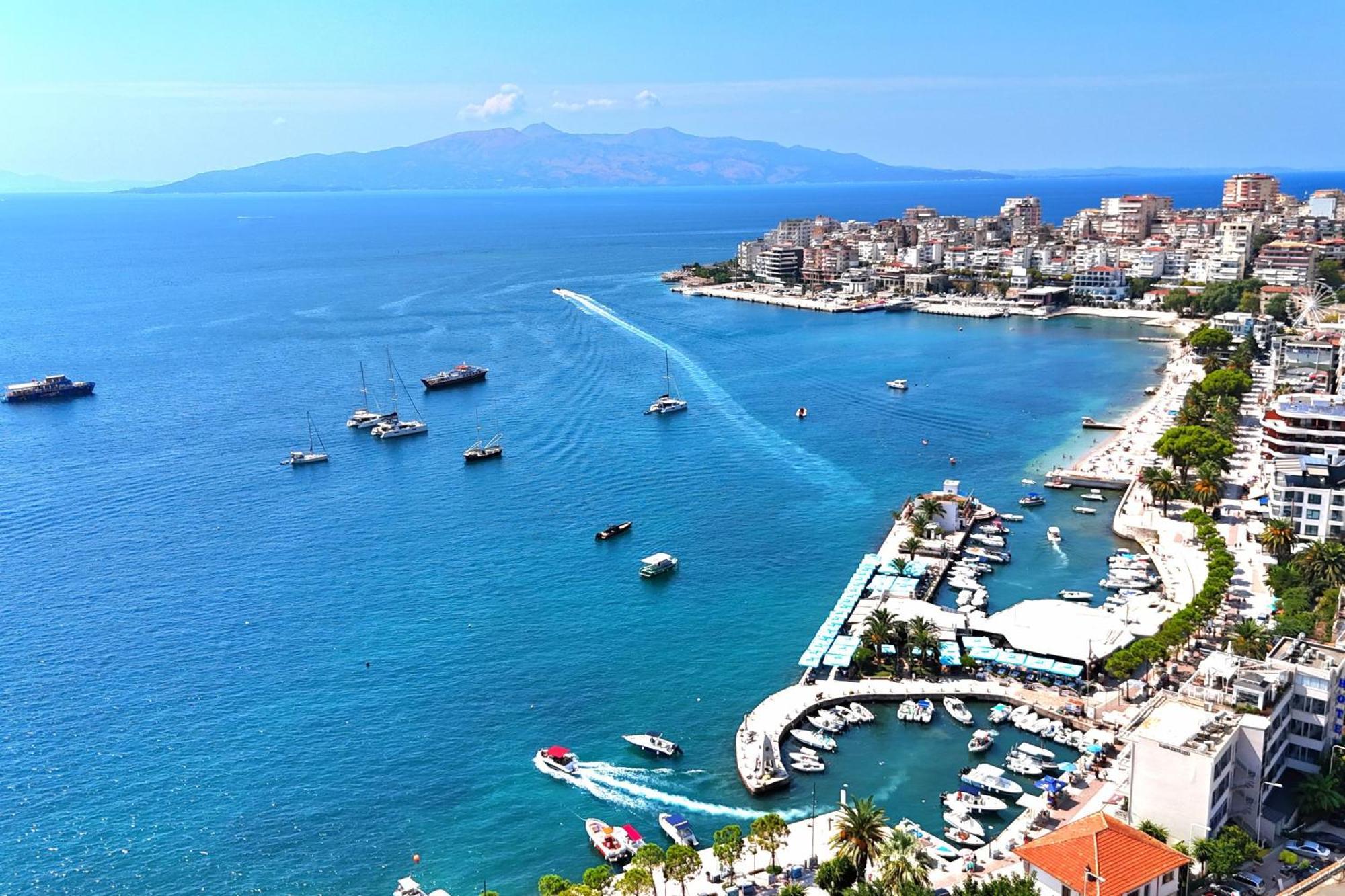 Sunset Penthouse Appartement Sarandë Buitenkant foto