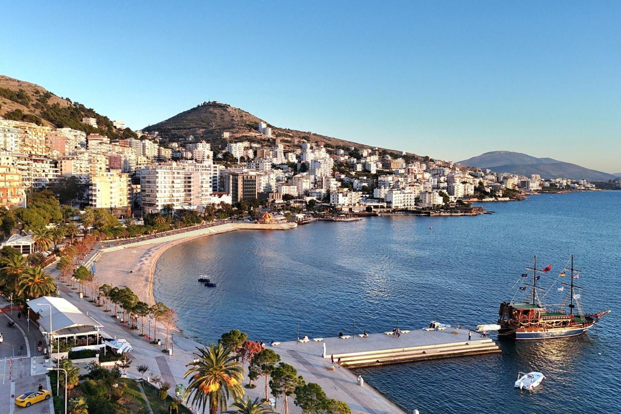 Sunset Penthouse Appartement Sarandë Buitenkant foto