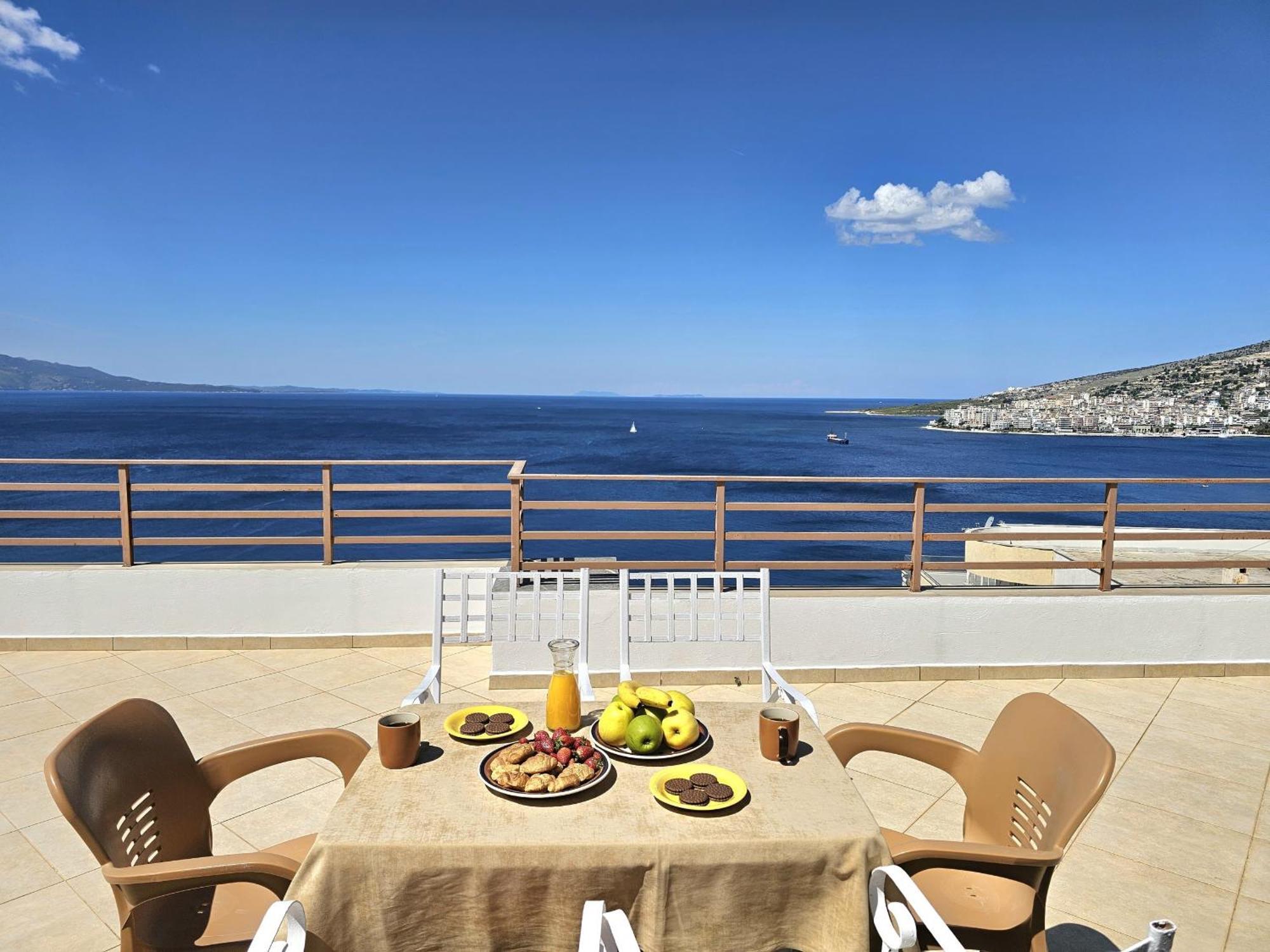 Sunset Penthouse Appartement Sarandë Buitenkant foto