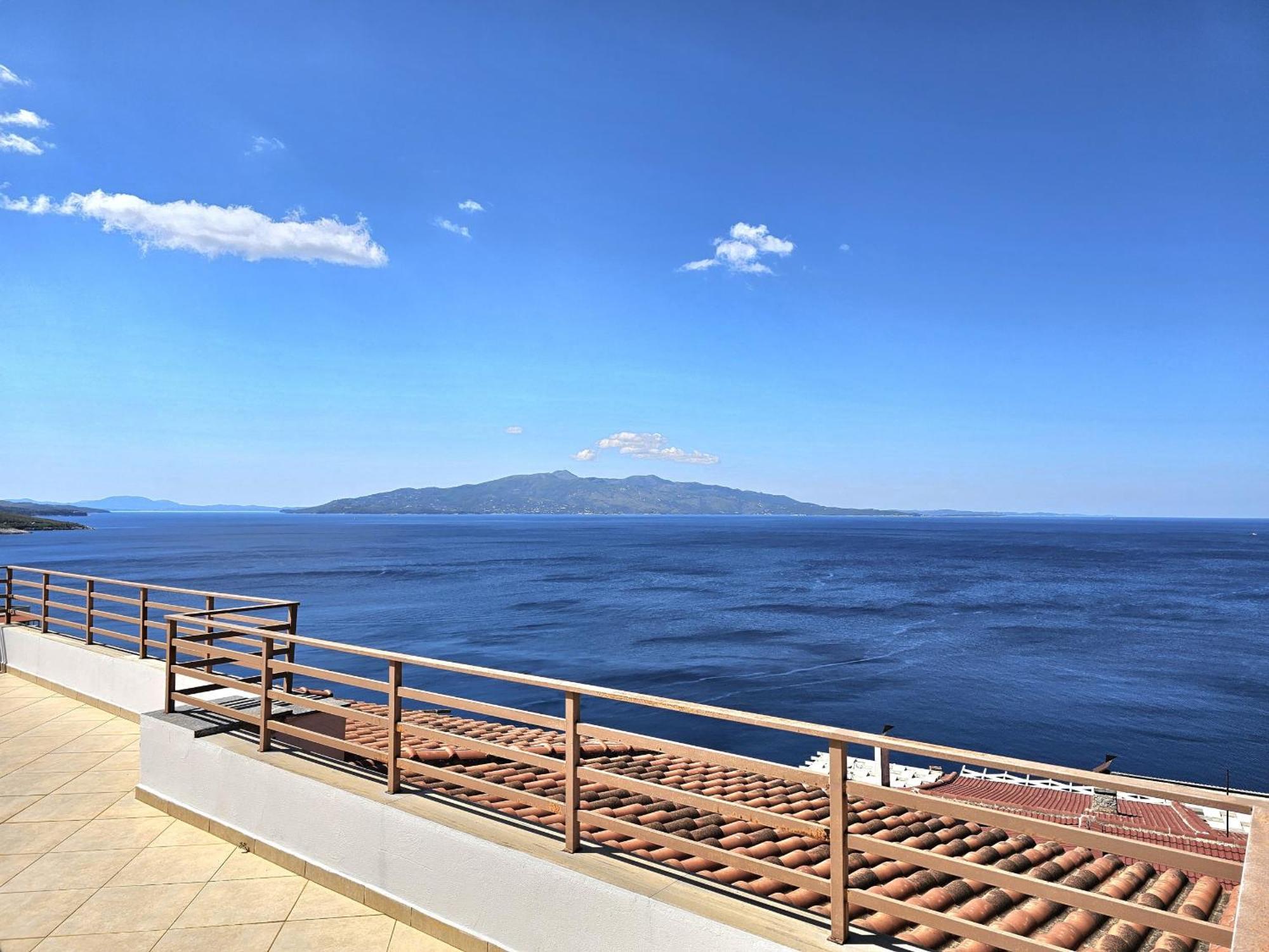 Sunset Penthouse Appartement Sarandë Buitenkant foto